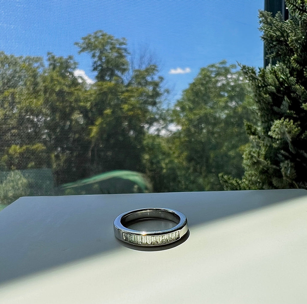 Diamonds Emerald Ring 14KW