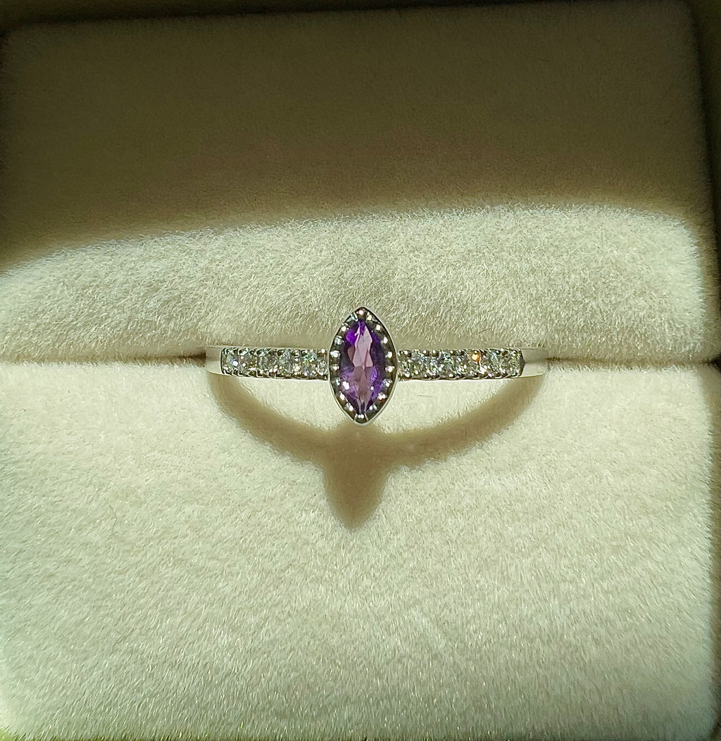 Amethyst Stone with Diamonds Accents 14KW