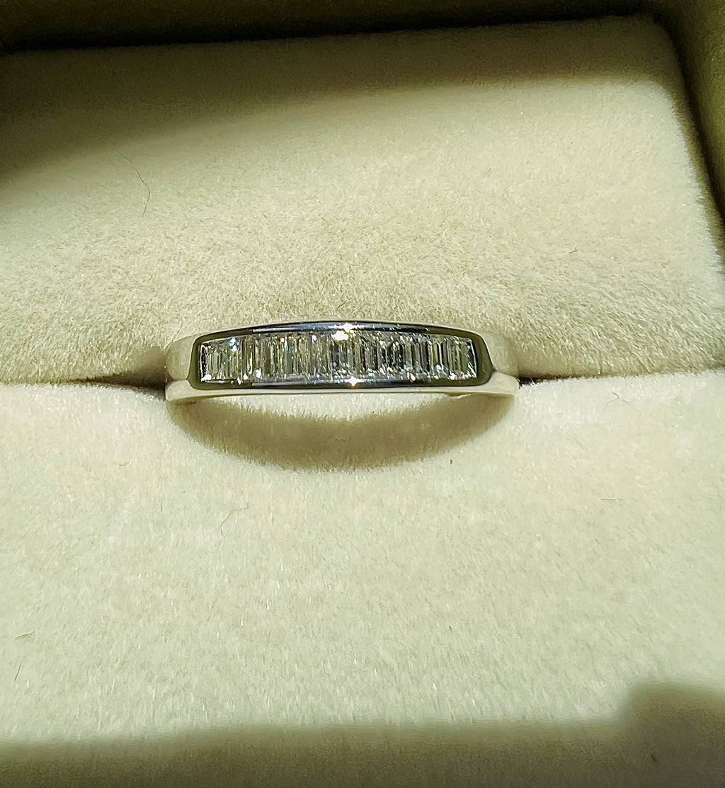 Diamonds Emerald Ring 14KW