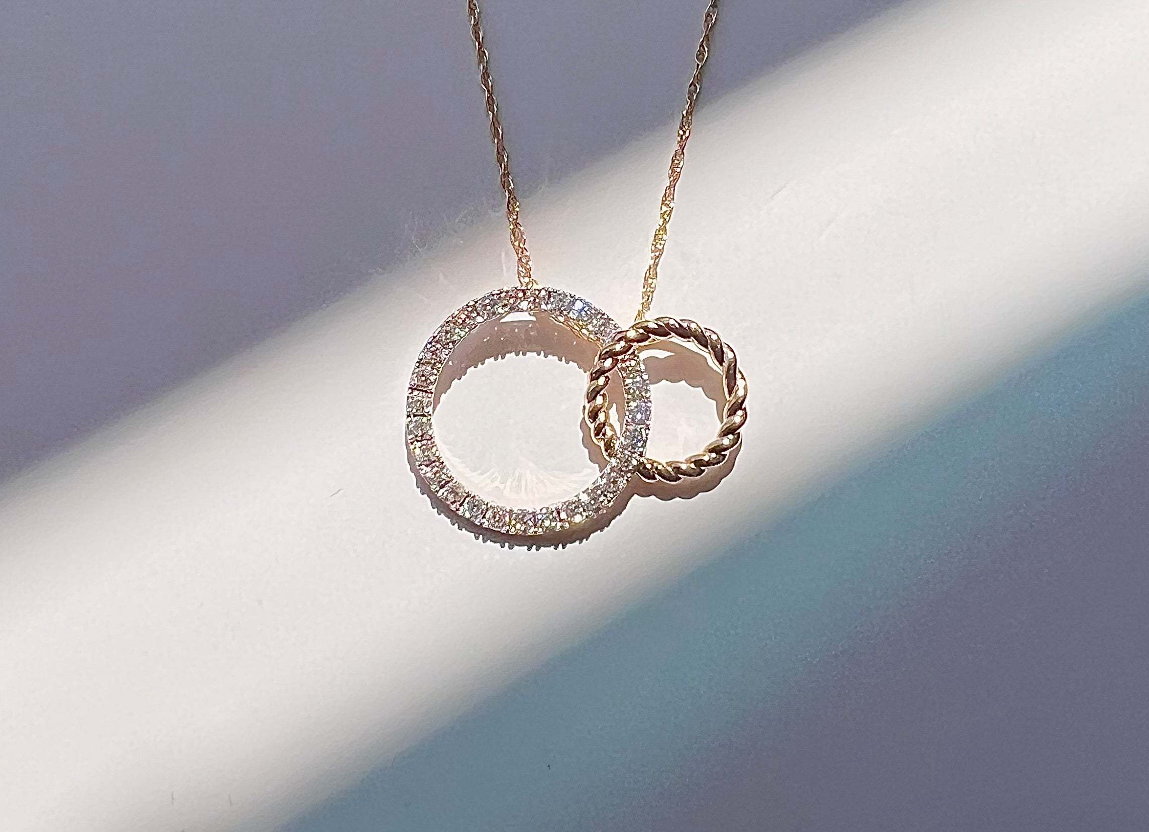 Diamond Loop Necklace 14KWY
